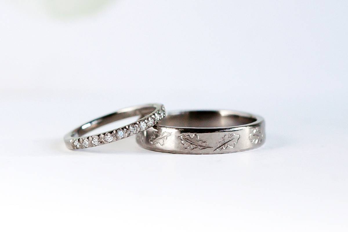 Platinum His and Hers Wedding Bands, Matching Wedding Rings, Couple Wedding  Bands Set, Anniversary Bands, 6 mm and 2 mm
